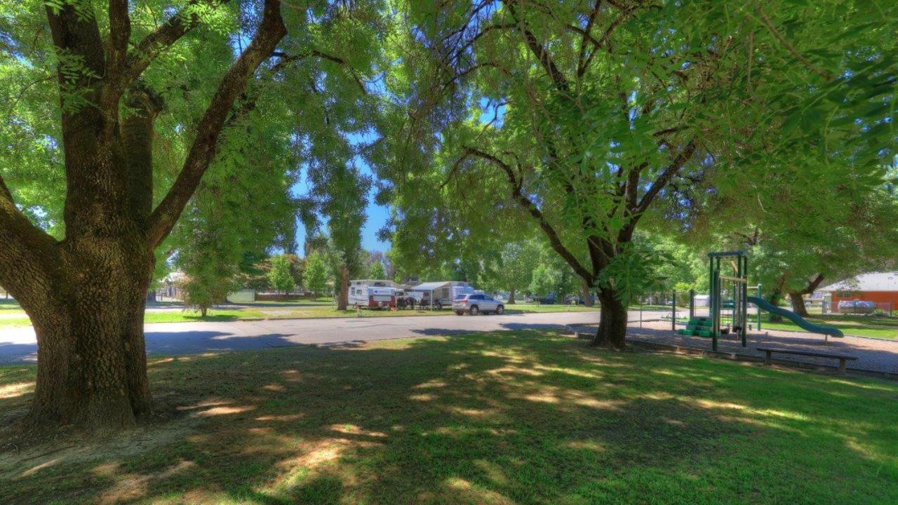 Myrtleford Holiday Park エクステリア 写真